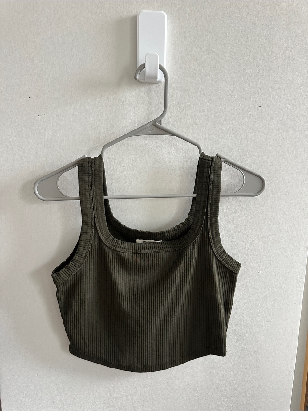 madewell cropped tank